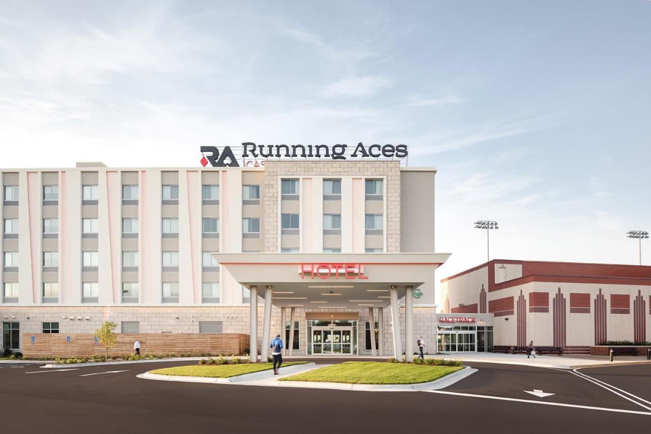 Running Aces Hotel & Casino, Trademark Collection By Wyndham ฟอร์เรสต์เลค ภายนอก รูปภาพ